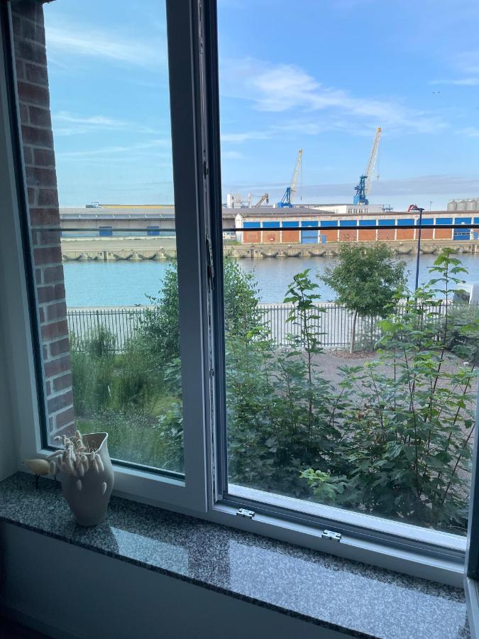 Dock 07 - Modernes 4 Sterne-Ferienapartment Direkt Am Hafen Wismar Exterior foto